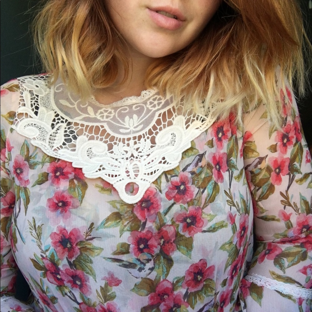 Top - Picture 2 of 4